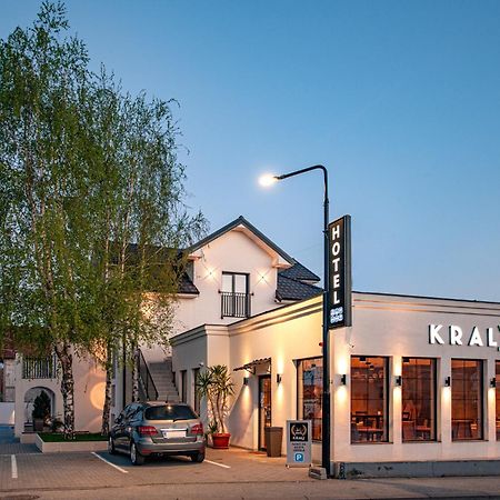 Hotel Kralj Kraljevo Ngoại thất bức ảnh